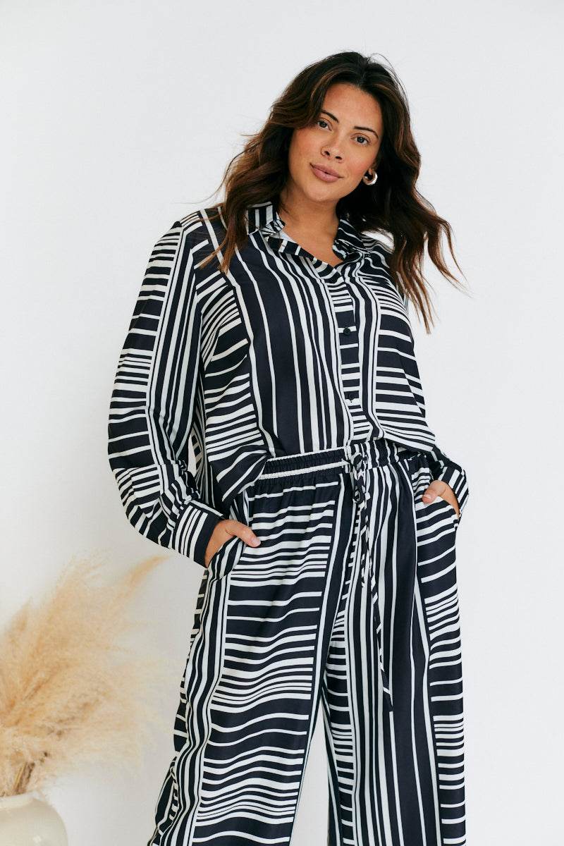 Abstract Stripe Co-Ord Shirt - Image 7
