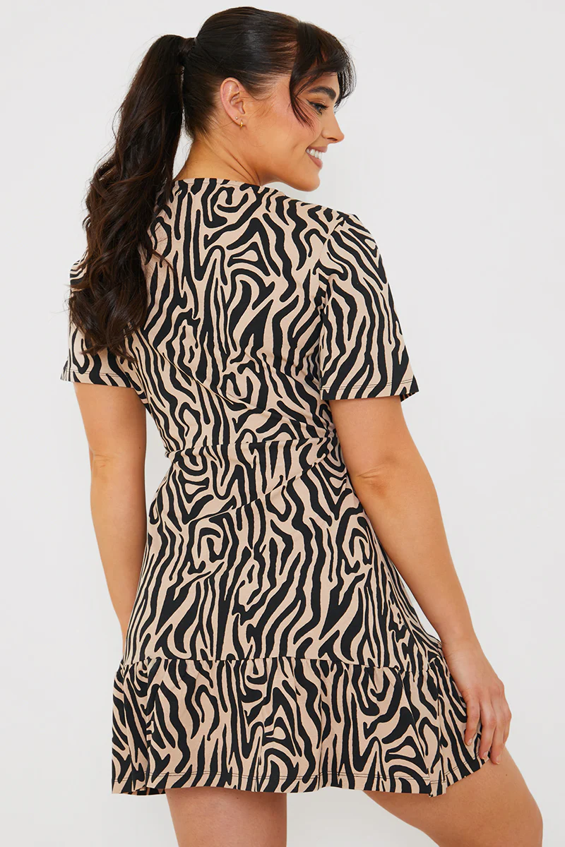 Animal Print Short Sleeve Wrap Swing Dress - Image 4