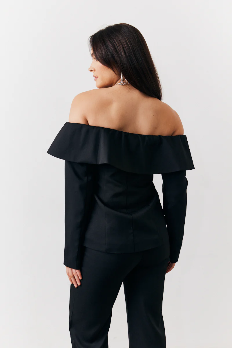 Black Bardot Button Through Blazer - Image 3