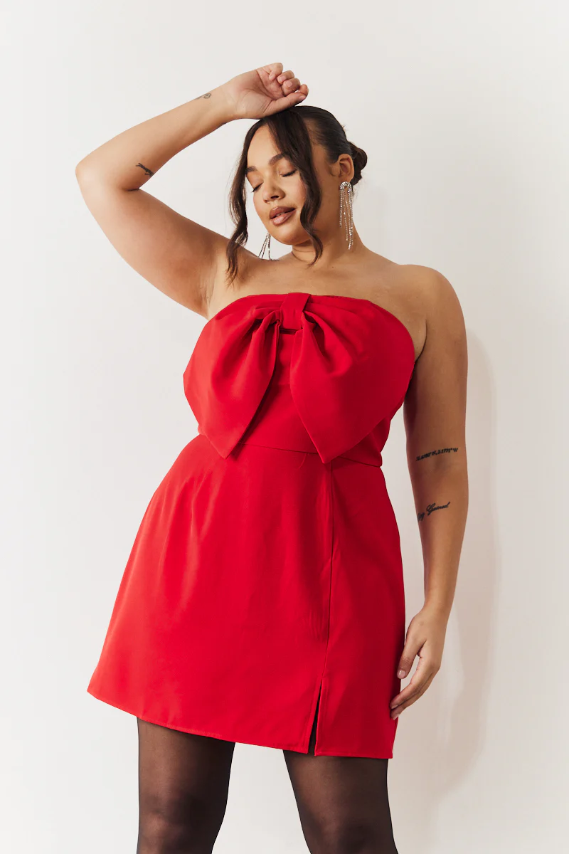 Red Bandeau Bow Front Split Hem Mini Dress - Image 5