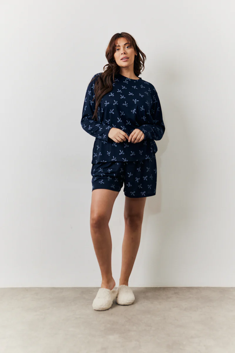 Bow Print Long Sleeve and Short PJ Set - Image 7