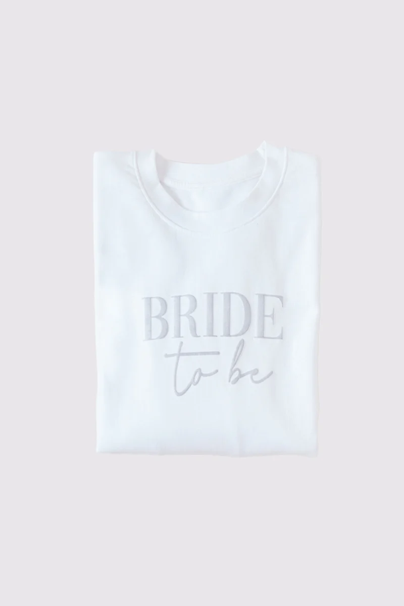 Bride to Be Crew Slogan Sweatshirt - Image 3