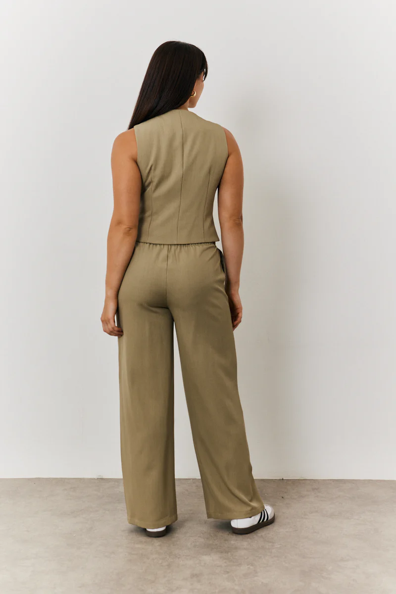 Button Through Waistcoat - Image 4