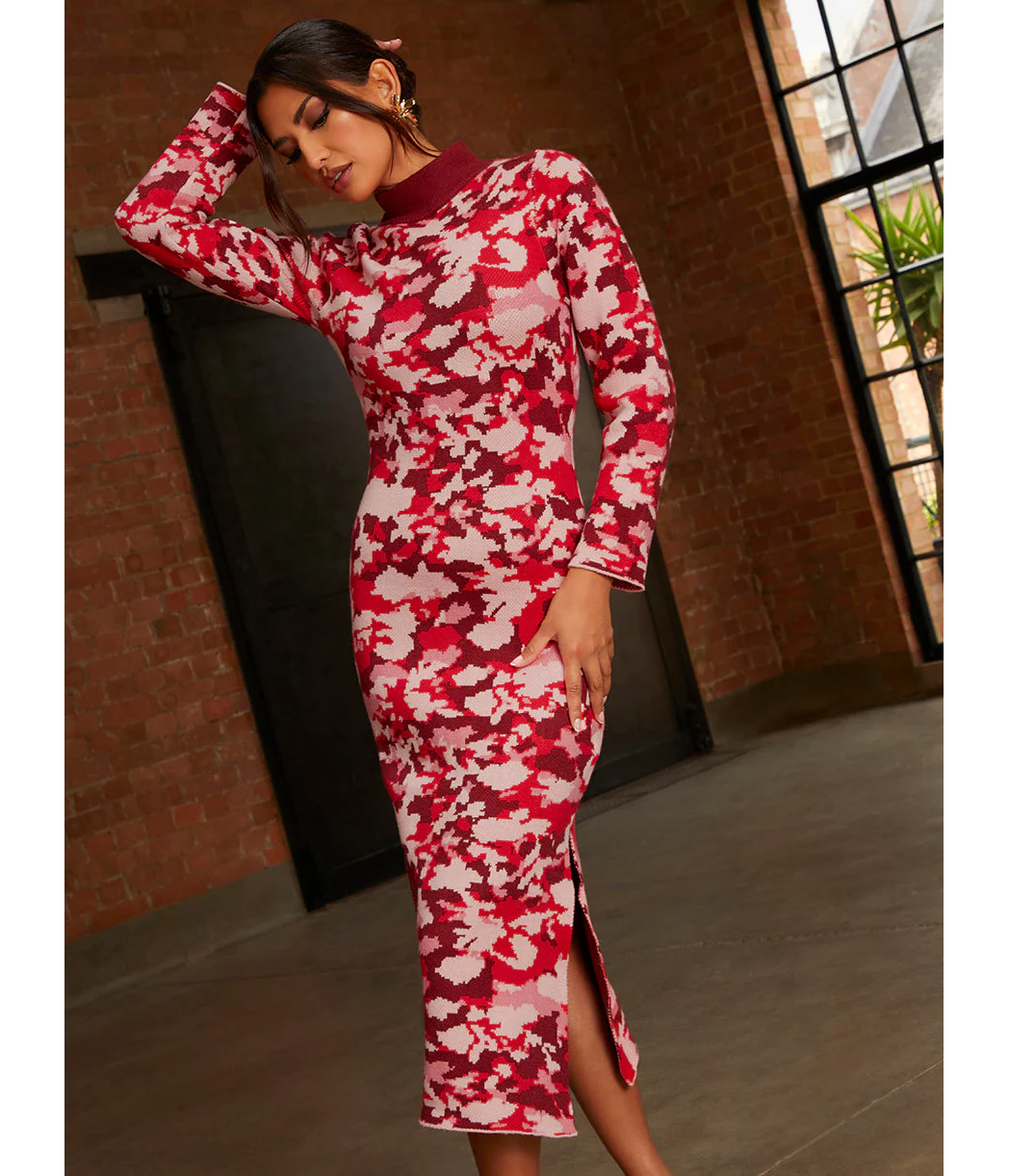 Chi Chi London Abstract Floral Knitted Midi Dress in Pink - Image 3