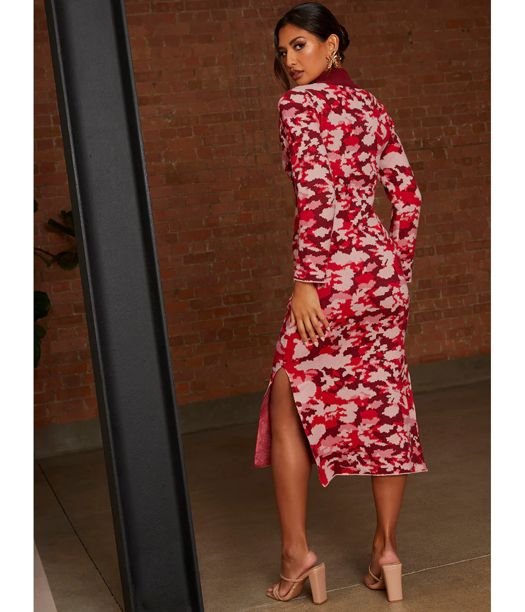 Chi Chi London Abstract Floral Knitted Midi Dress in Pink - Image 4