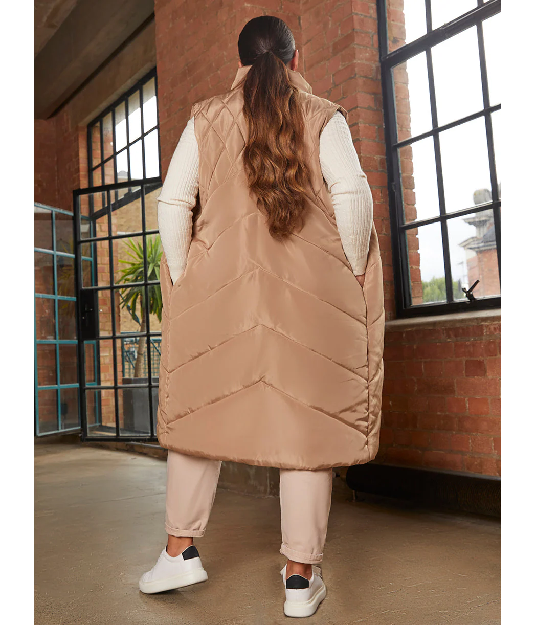 Chi Chi London Diamond Quilt Detail Longline Padded Gilet in Tan - Image 4