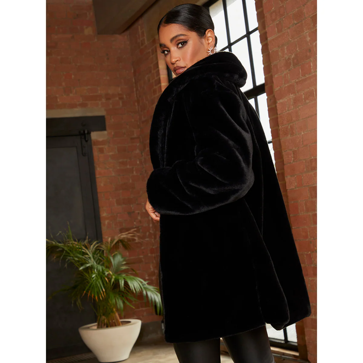Chi Chi London Plush Faux Fur Coat in Black - Image 4