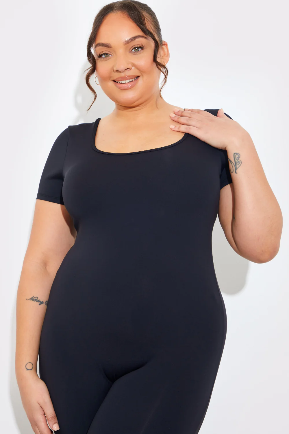 Contour Built-in Bra Short Sleeve Scoop Neck Unitard - Image 7
