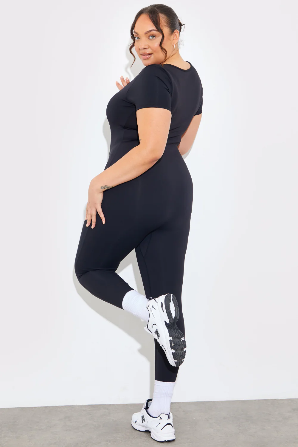 Contour Built-in Bra Short Sleeve Scoop Neck Unitard - Image 8