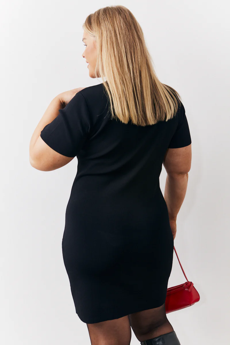 Contrast Piping Pocket Detail Mini Knit Dress - Image 7