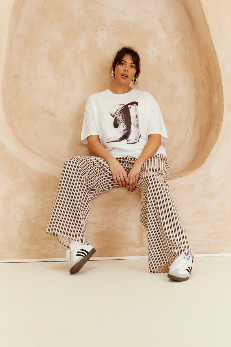 Cowboy Hat And Boots Graphic T-Shirt - Image 7