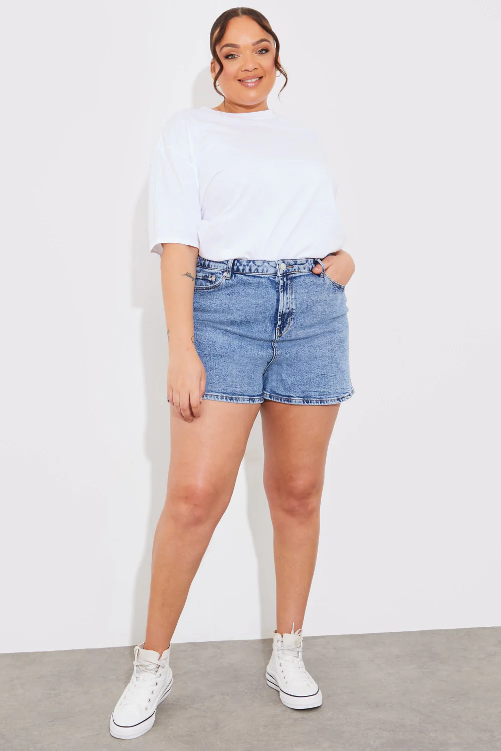 Denim Mom Short - Image 13