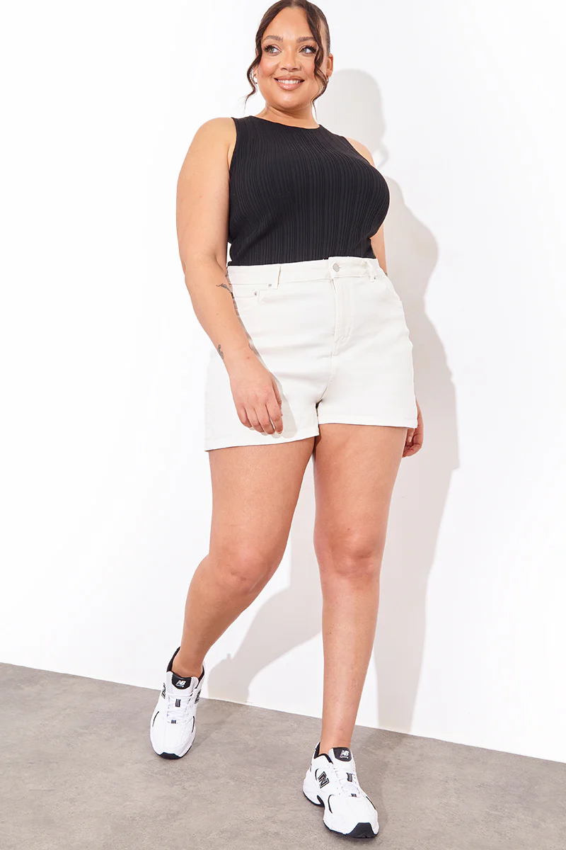 Denim Mom Short - Image 24