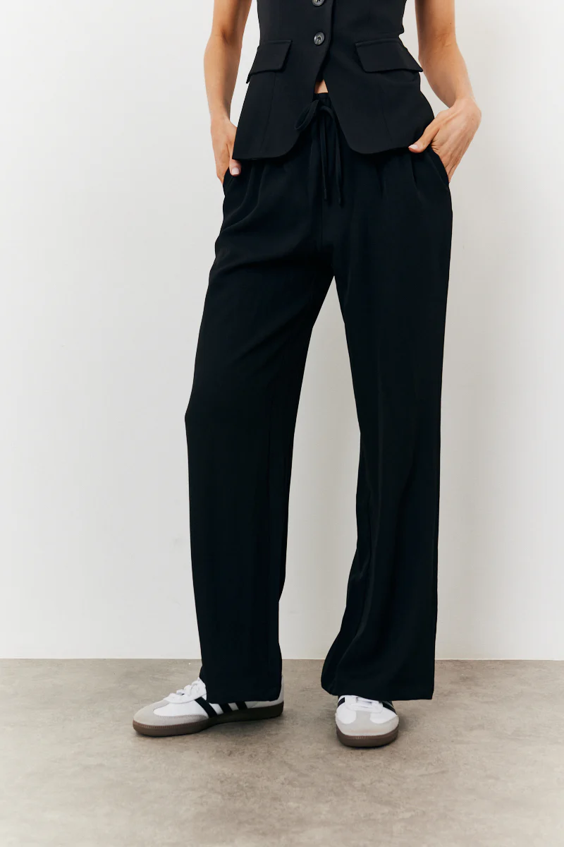 Elasticated Mid Rise Wide Leg Trouser - Image 6