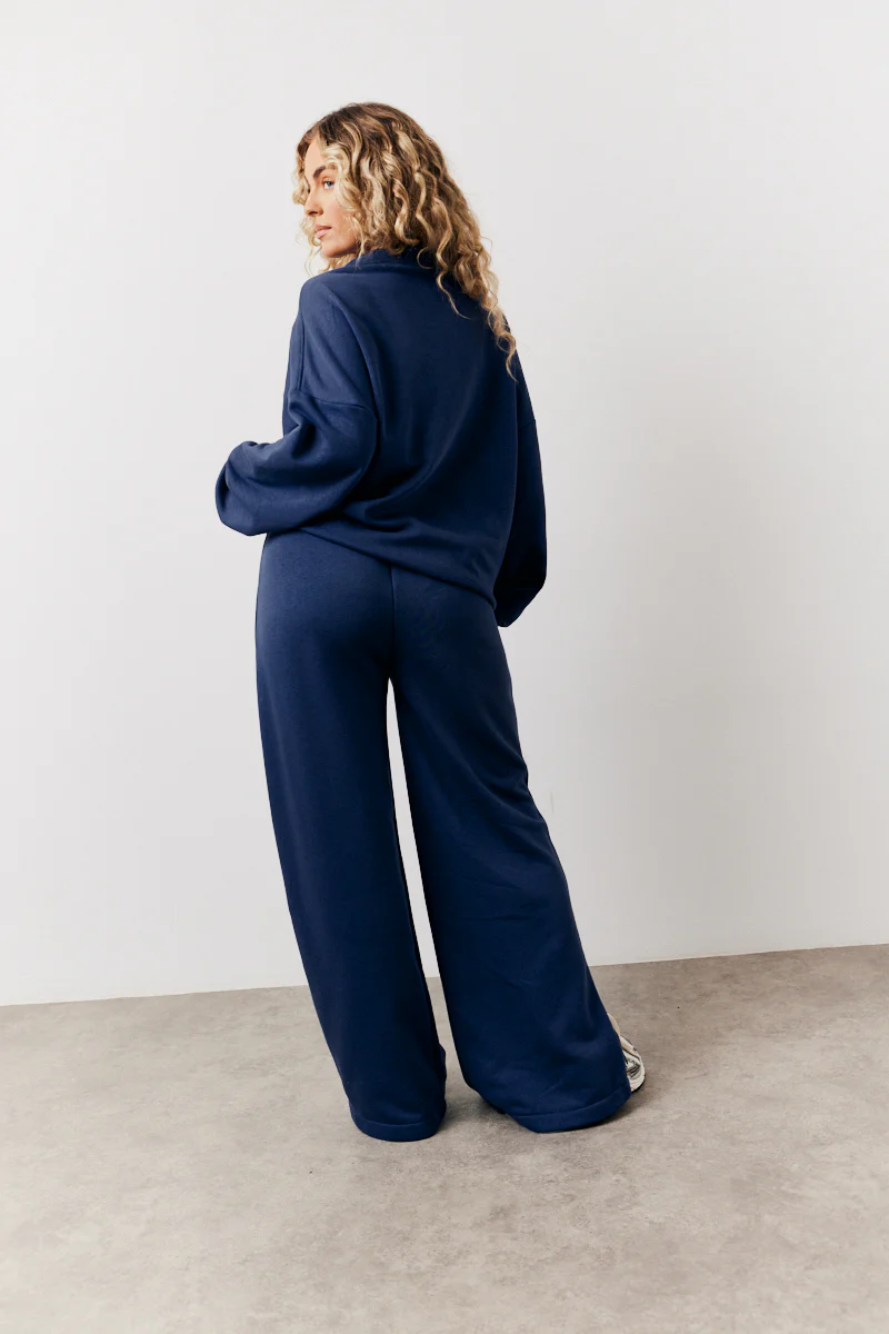 Navy Fits Graphic Straight Leg Co-Ord Jogger - Image 4