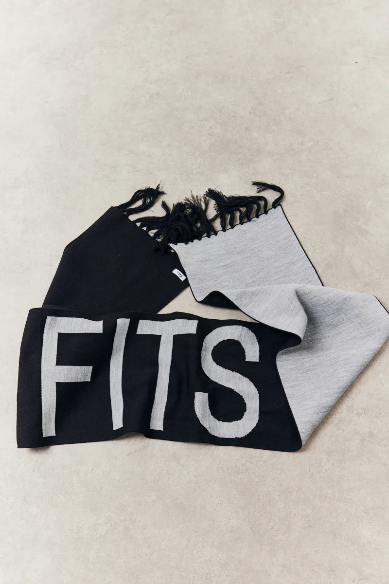 Fits Knitted Scarf - Image 4