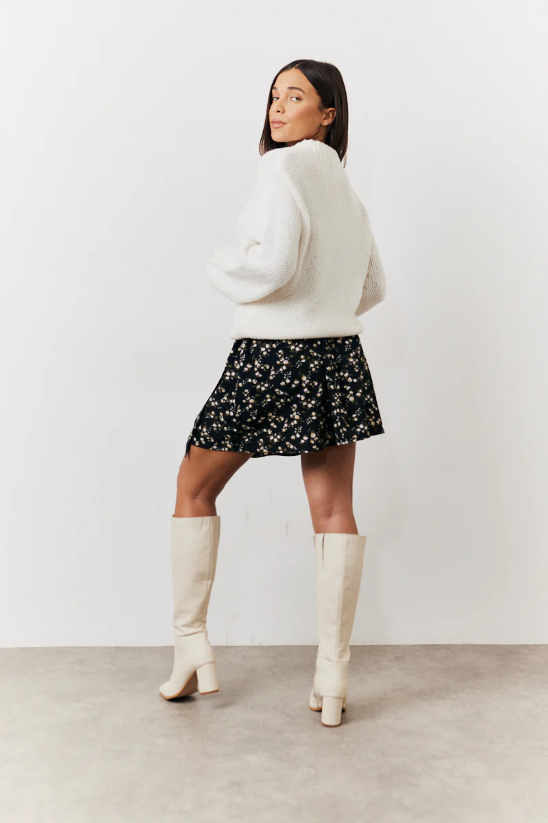 Black Floral Flippy Mini Skirt - Image 3