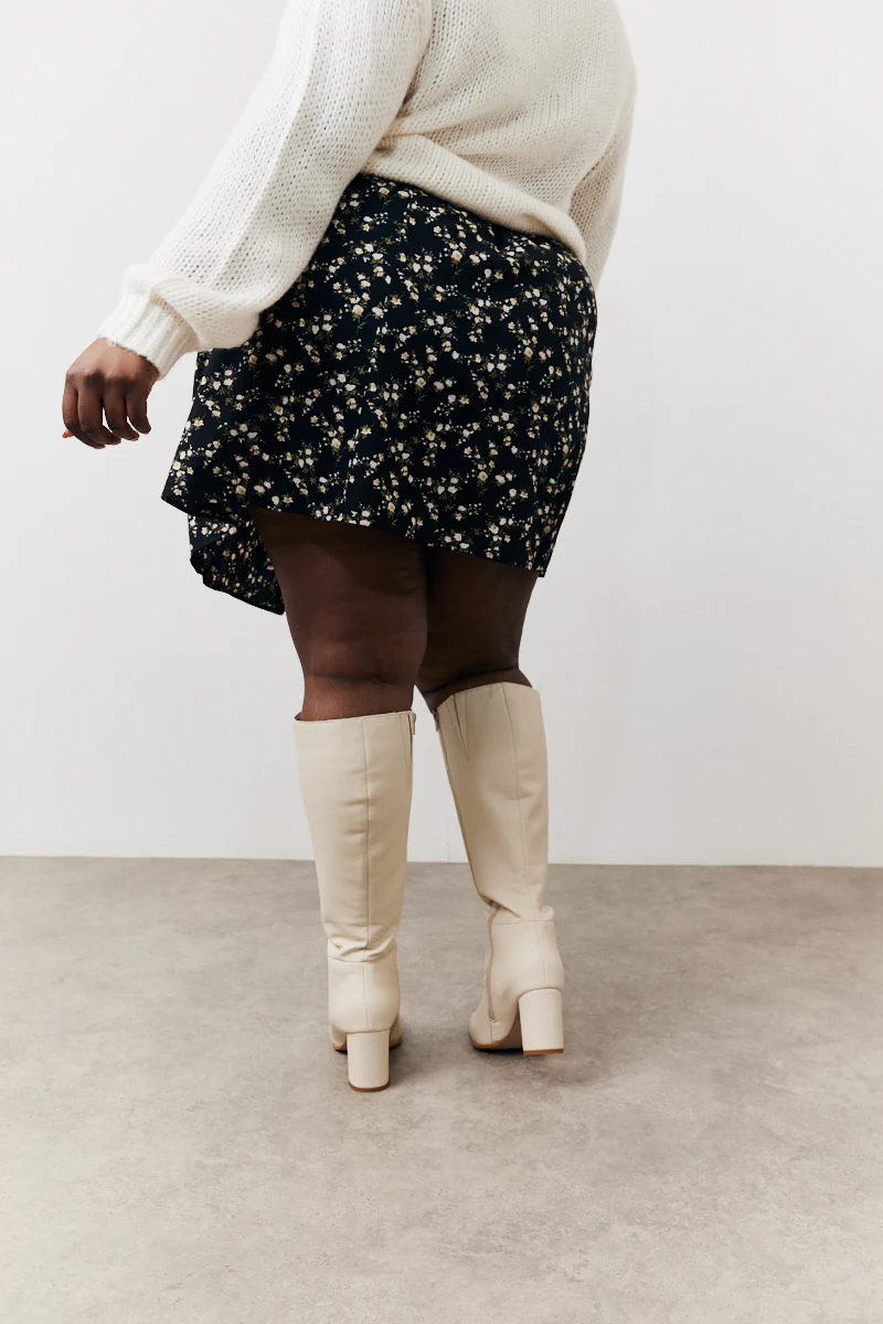 Black Floral Flippy Mini Skirt - Image 8