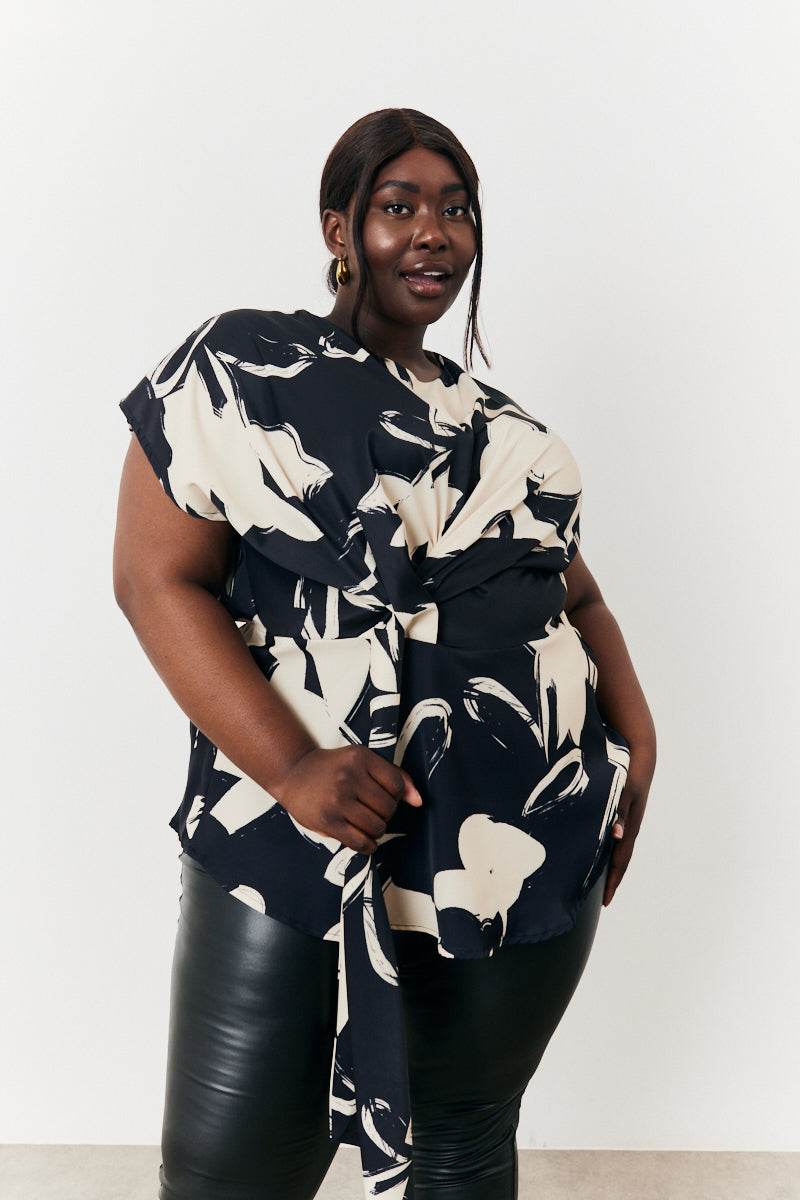 Abstract Drape Top - Image 6