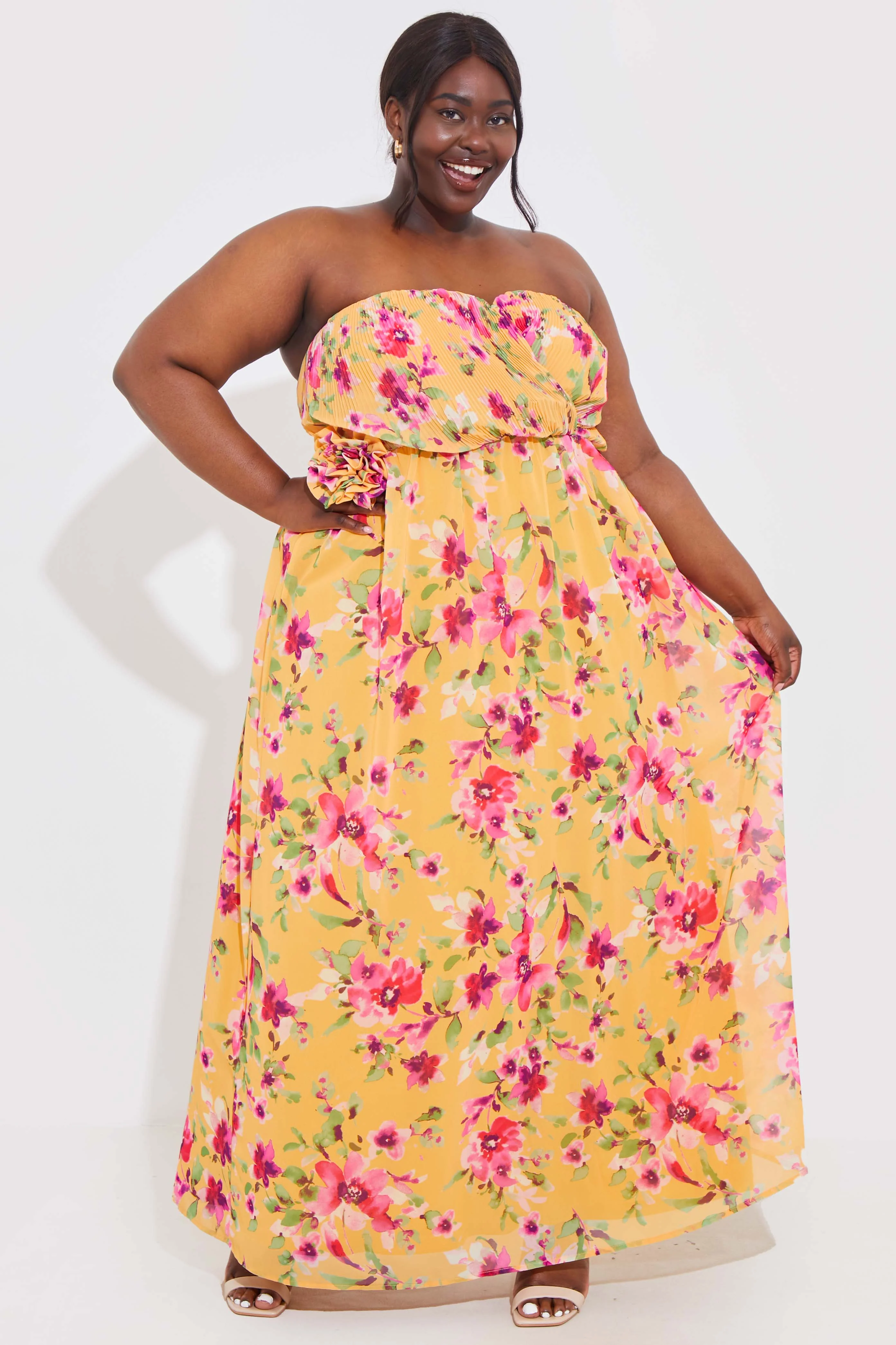 Floral Plisse Bandeau Maxi Dress With Removable Corsage - Image 5