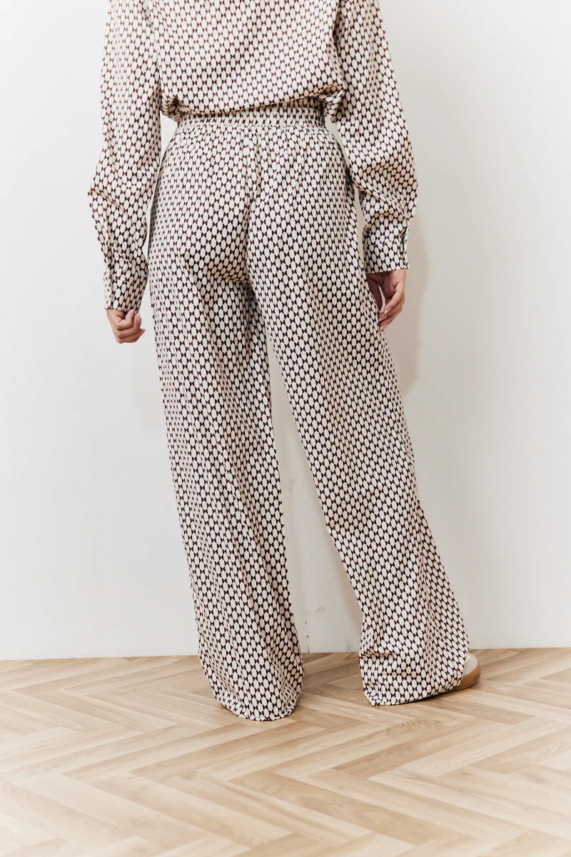 Geo Printed Wide Leg Trousers - Image 4