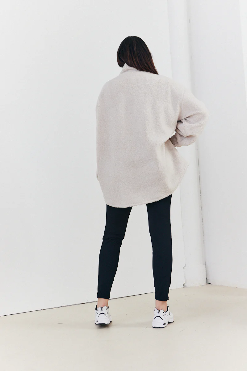 Half Zip Borg Pull Over Jacket - Image 7