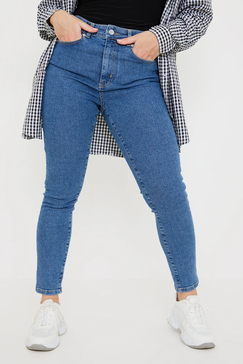 High Waisted Stretch Skinny Jeans - Image 13
