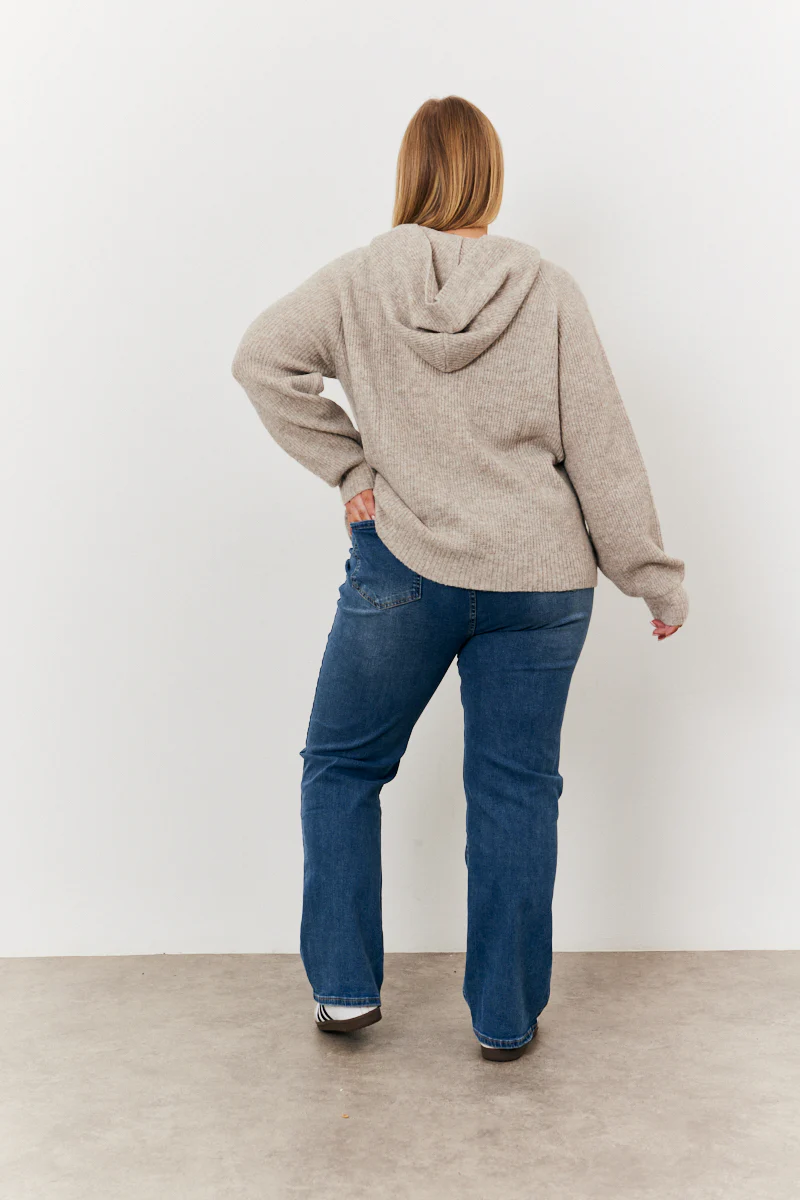 Knitted Hoodie - Image 4