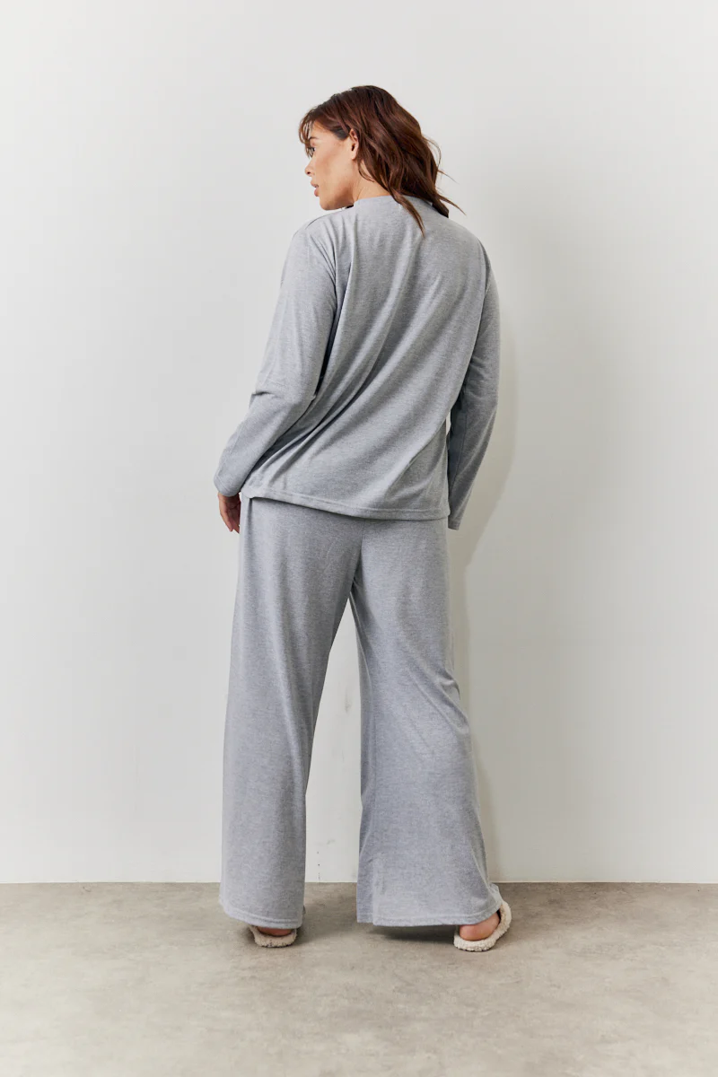 Long Sleeve Top and Trouser Slogan PJ Set - Image 10