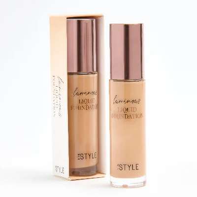 Luminous Liquid Foundation Caramel - Image 2