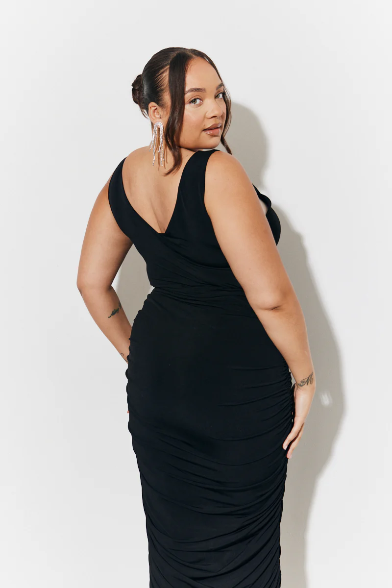Magic Sculpting Plunge Neck Ruched Detail Midaxi Dress - Image 8