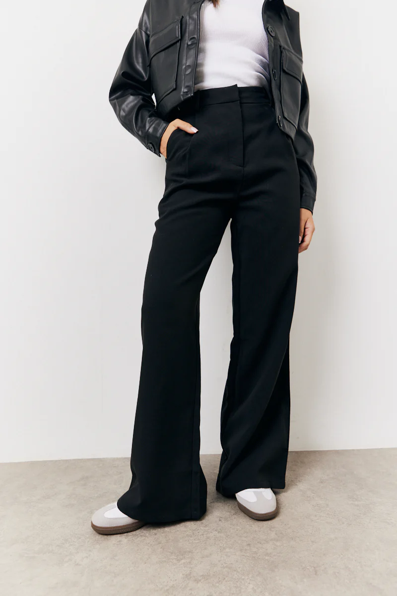 Black Tailored Wide Leg Trouser - Image 2
