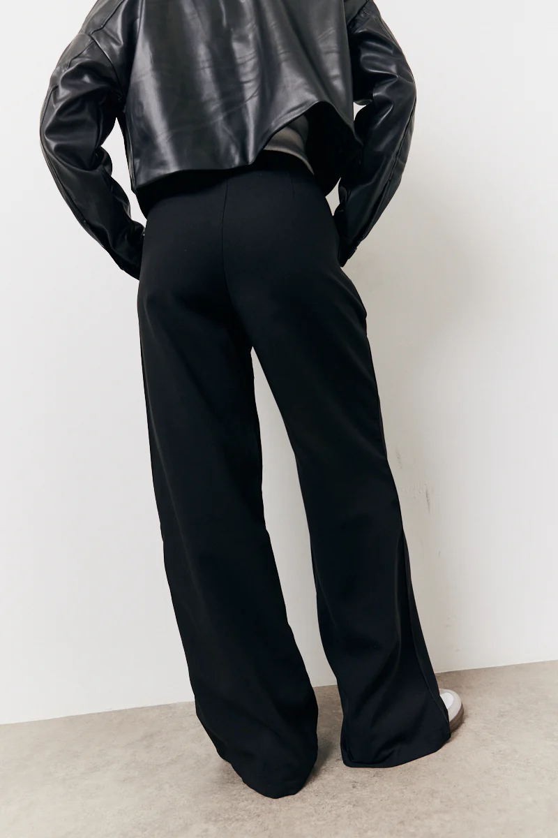 Black Tailored Wide Leg Trouser - Image 4