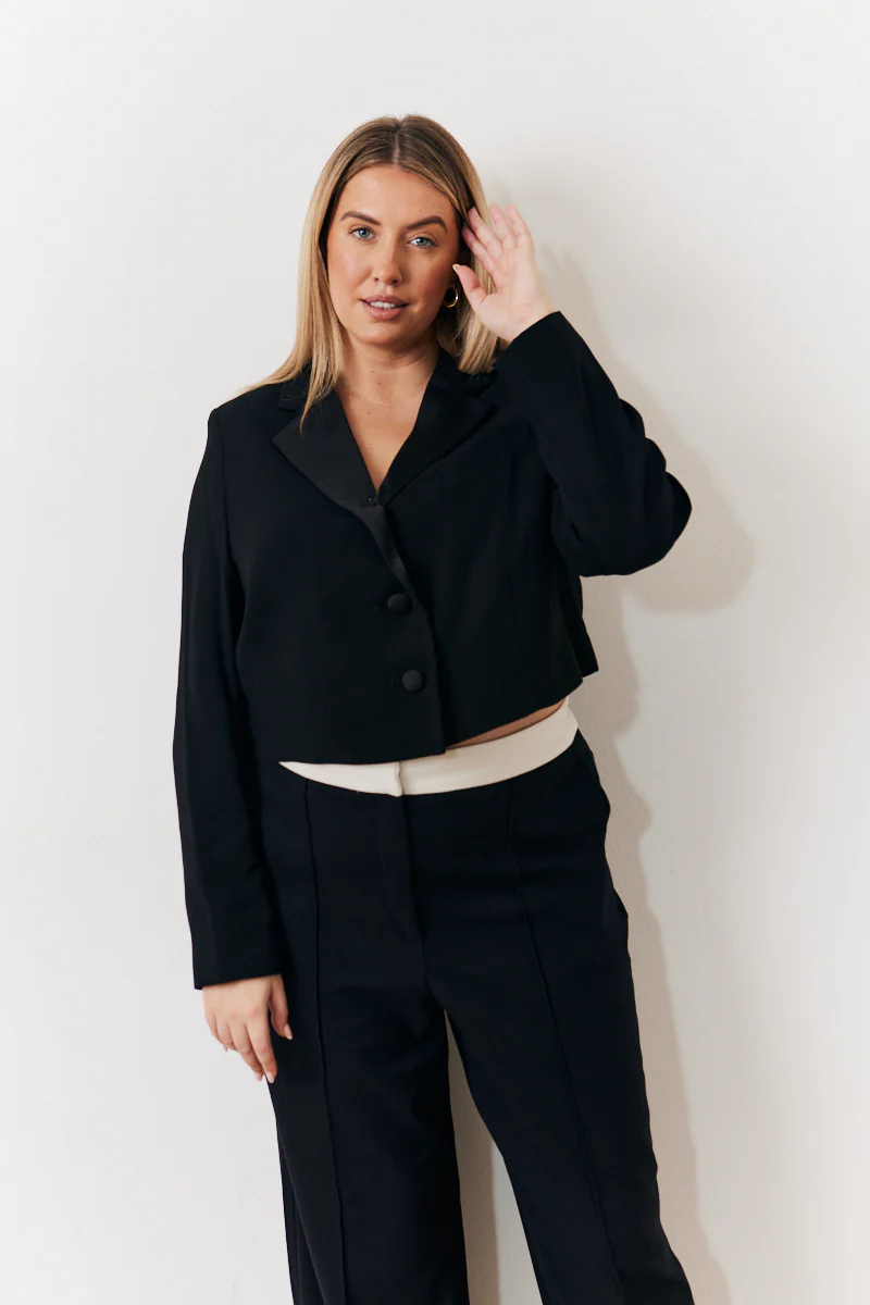 Occasion Black Cropped Tux Blazer - Image 5