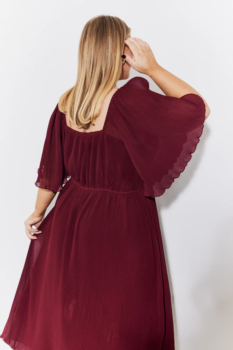 Burgundy Chiffon Angel Sleeve Midaxi Dress - Image 4