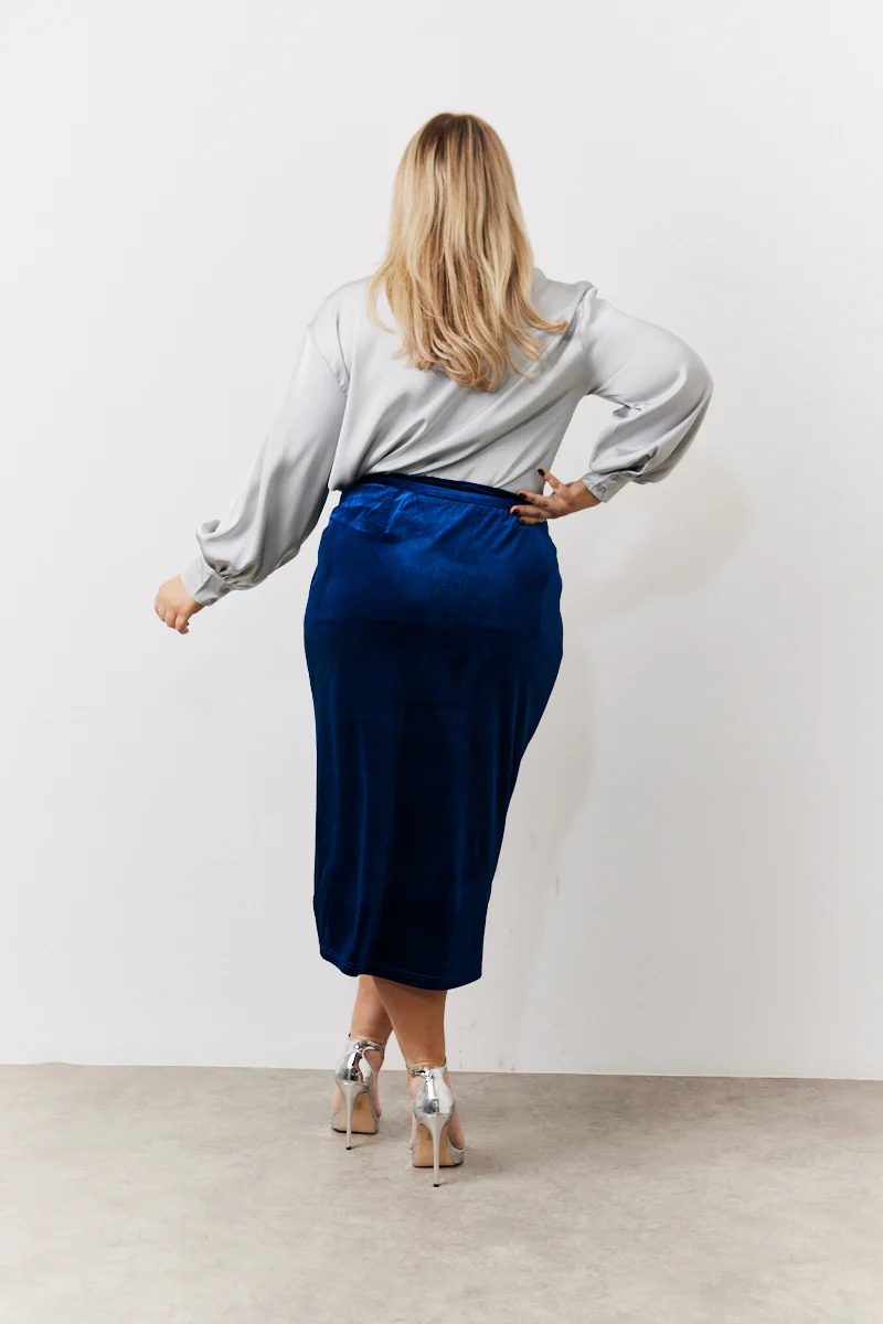 Silver Satin Shirt - Image 4