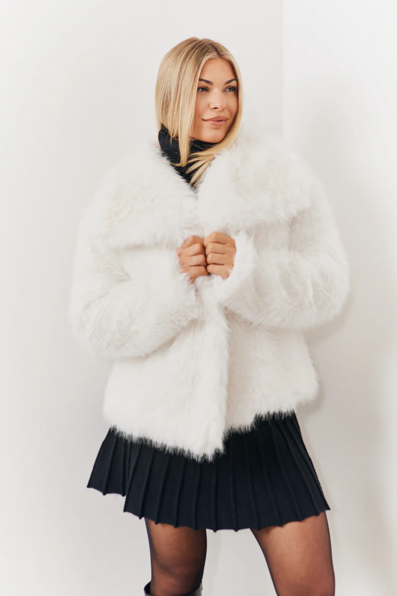 Oversized Collared Faux Fur Coat