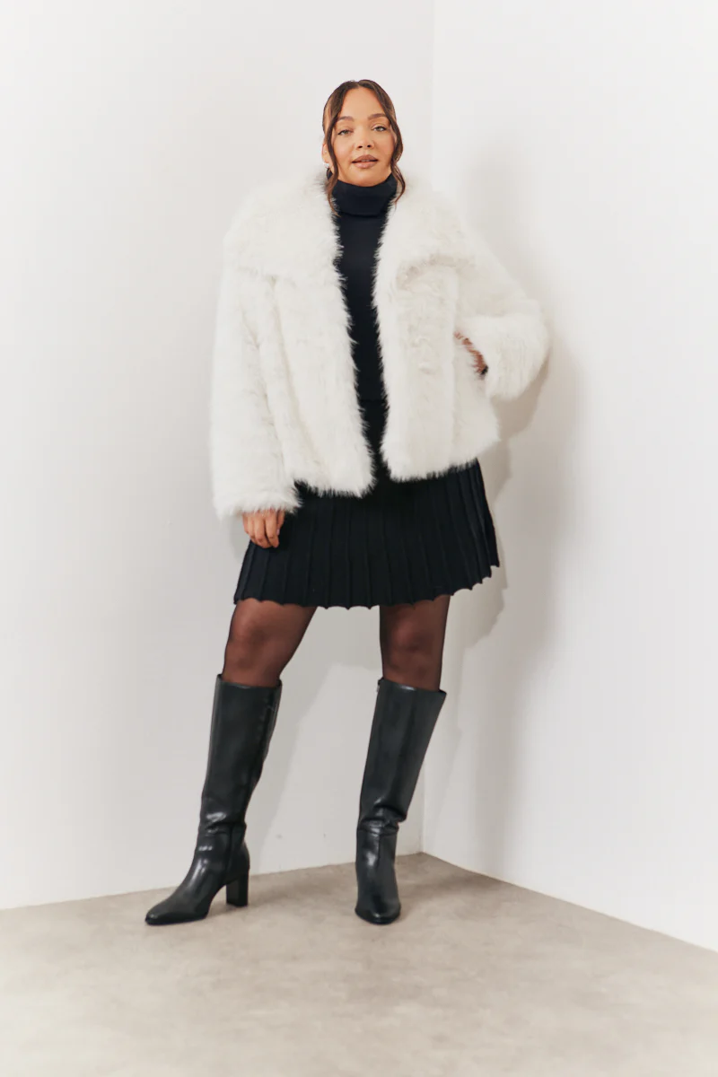Oversized Collared Faux Fur Coat - Image 6