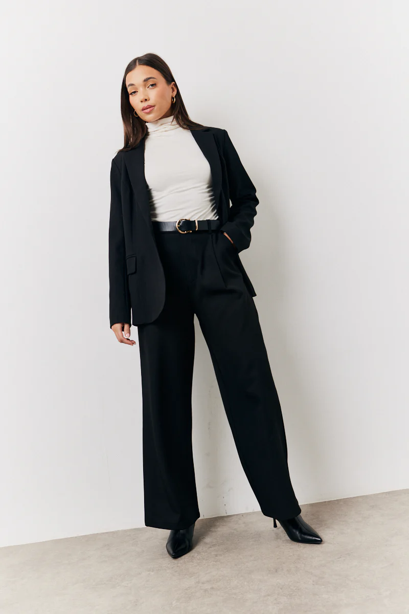 Black Relaxed Pocket Detail Blazer - Image 2