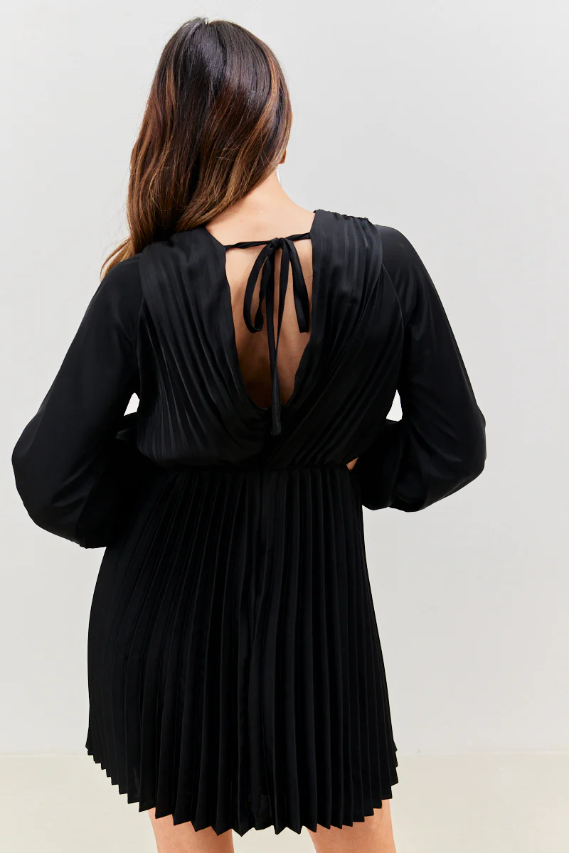 Satin Pleated Cut Out Detail Mini Dress - Image 5
