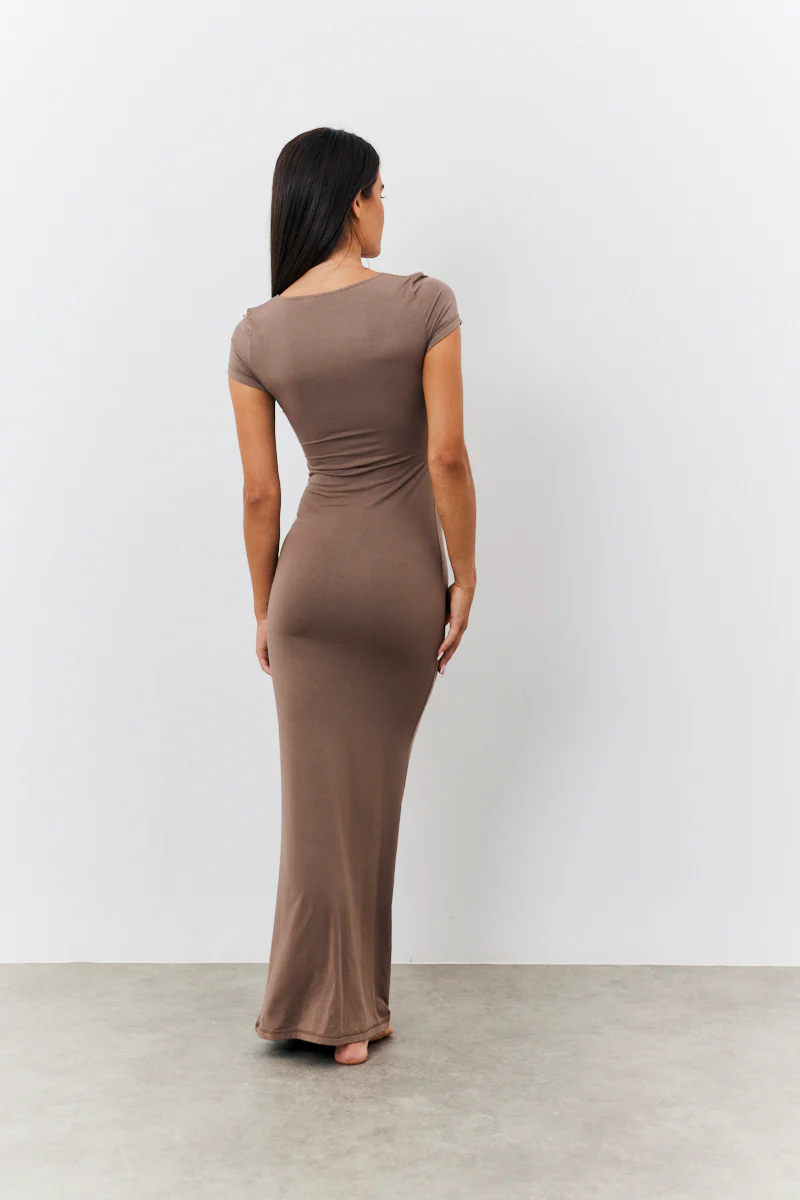 Sculpting Cap Sleeve Maxi Dress - Image 4