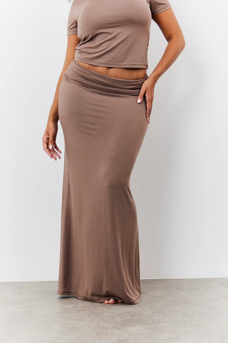 Sculpting Fold Over Waistband Maxi Skirt - Image 6