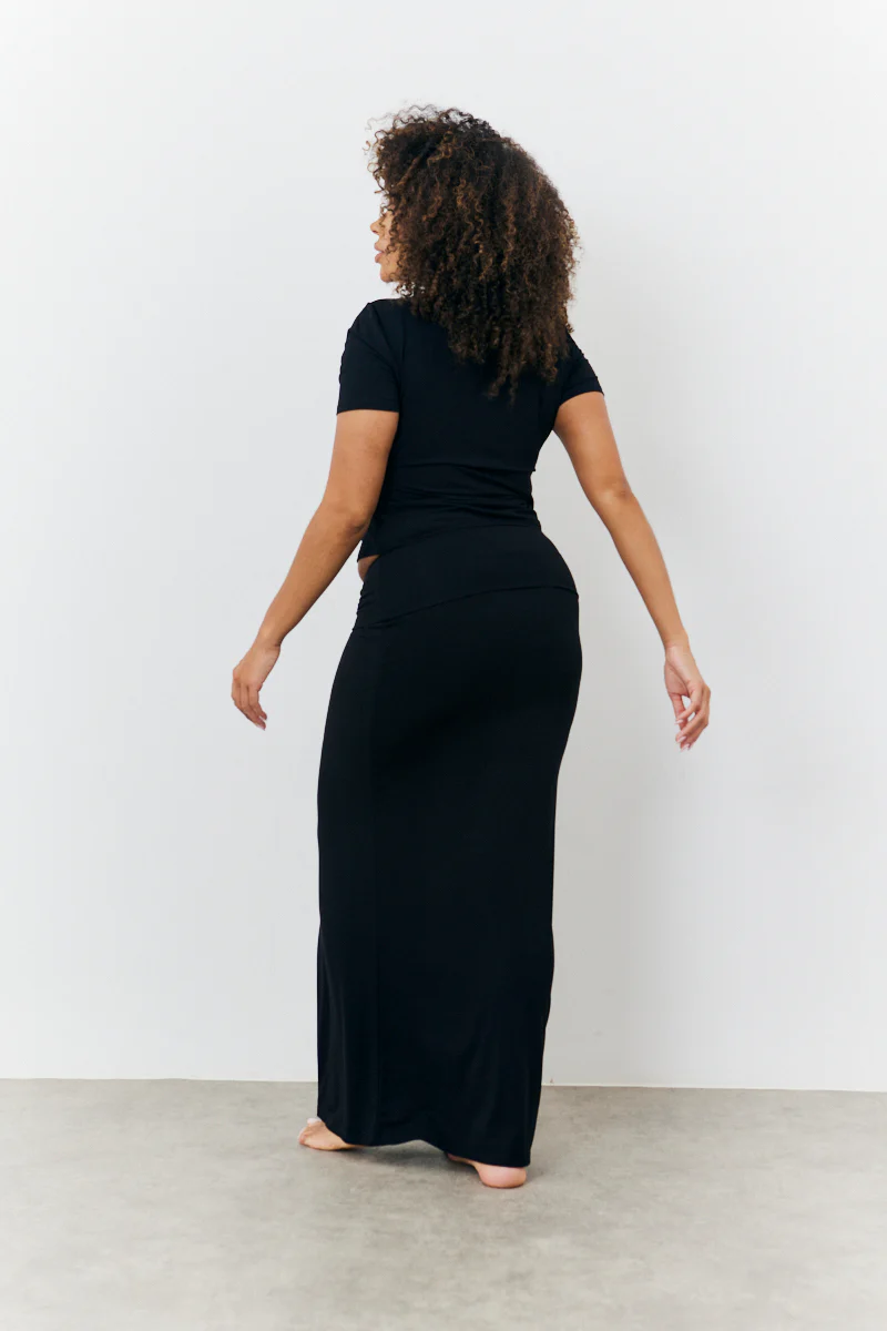 Sculpting Short Sleeve Crew Neck T-Shirt - Image 12