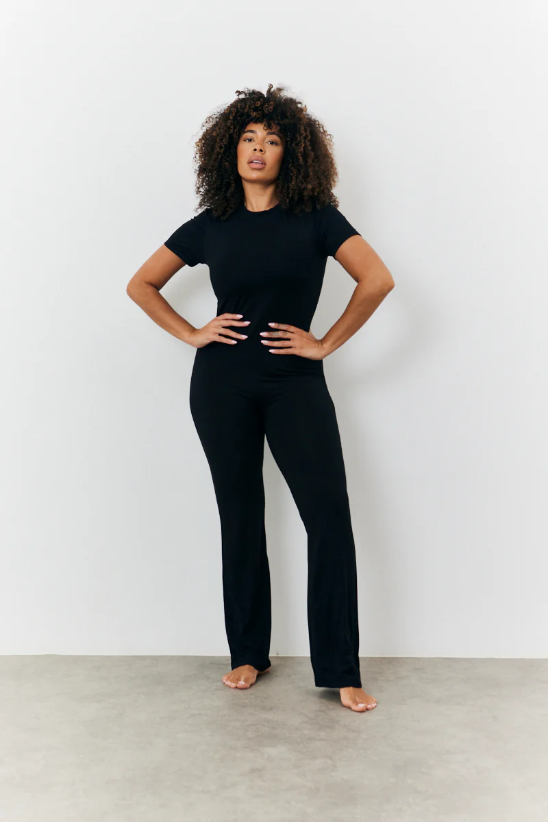 Sculpting Short Sleeve Wide Leg Jumpsuit - Image 4