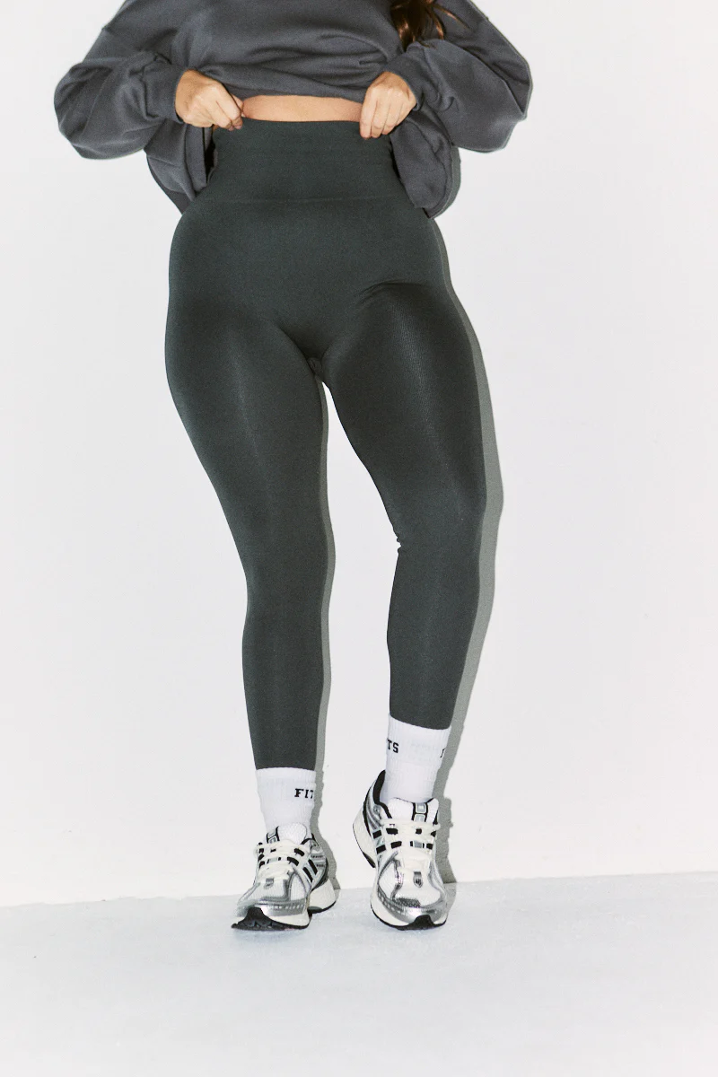 Seamless High Waisted Bum Boosting Leggings - Image 3