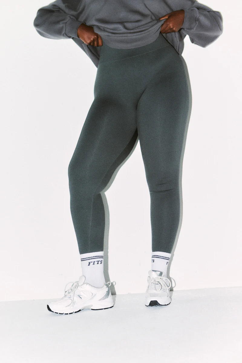 Seamless High Waisted Bum Boosting Leggings - Image 8