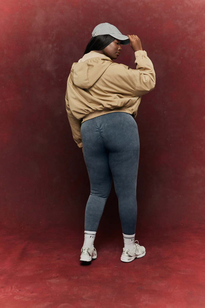 Charcoal Grey Seamless High Waist Bum Boosting Leggings - Image 6