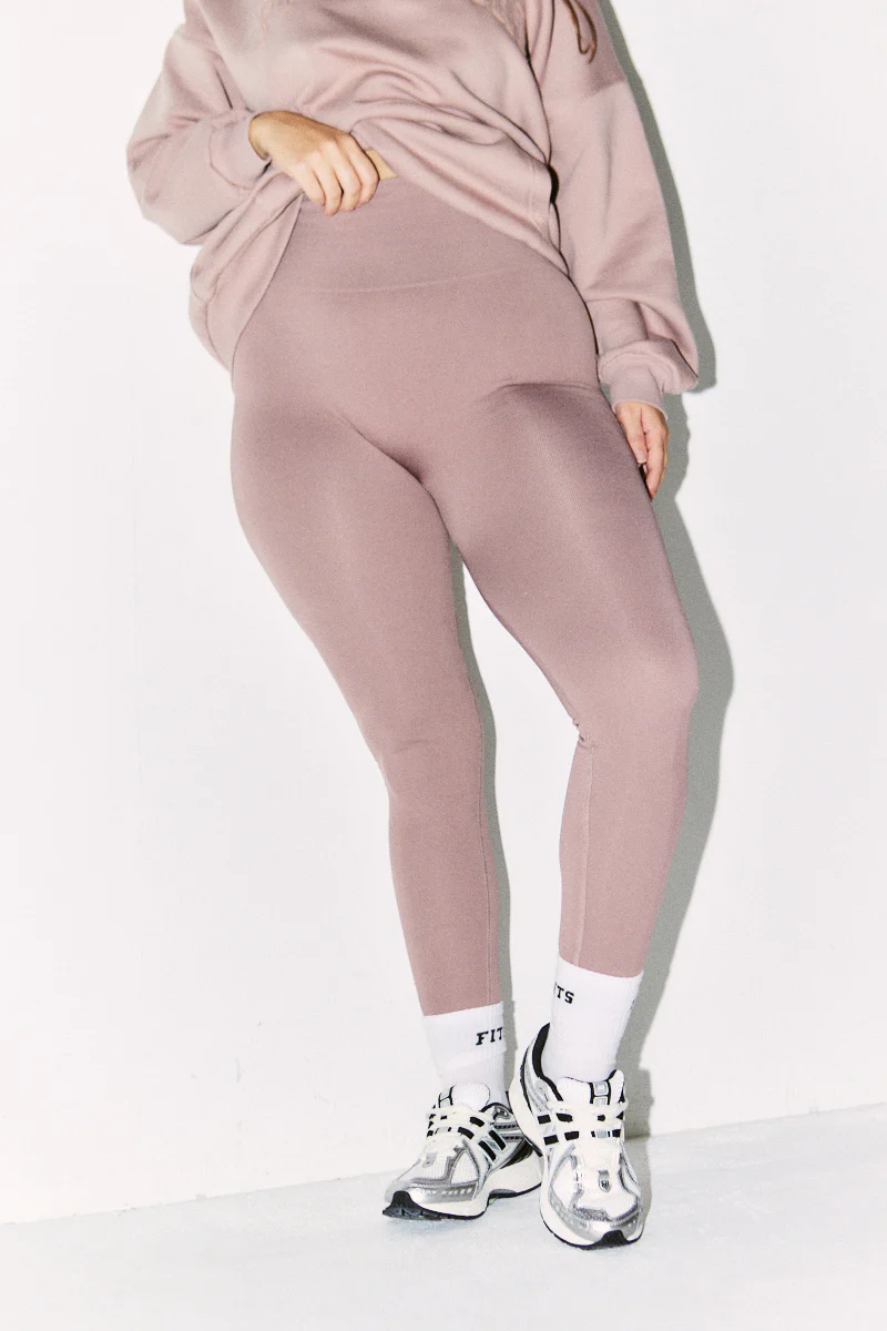 Seamless High Waisted Bum Boosting Leggings - Image 3