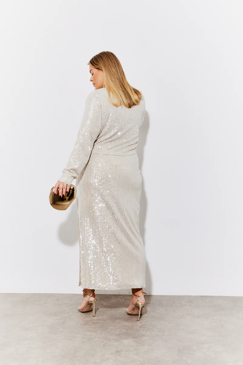 Gold Sequin Slit Detail Midi Skirt - Image 7