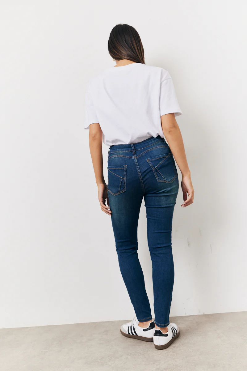Shaper Stretch Jeans - Image 4
